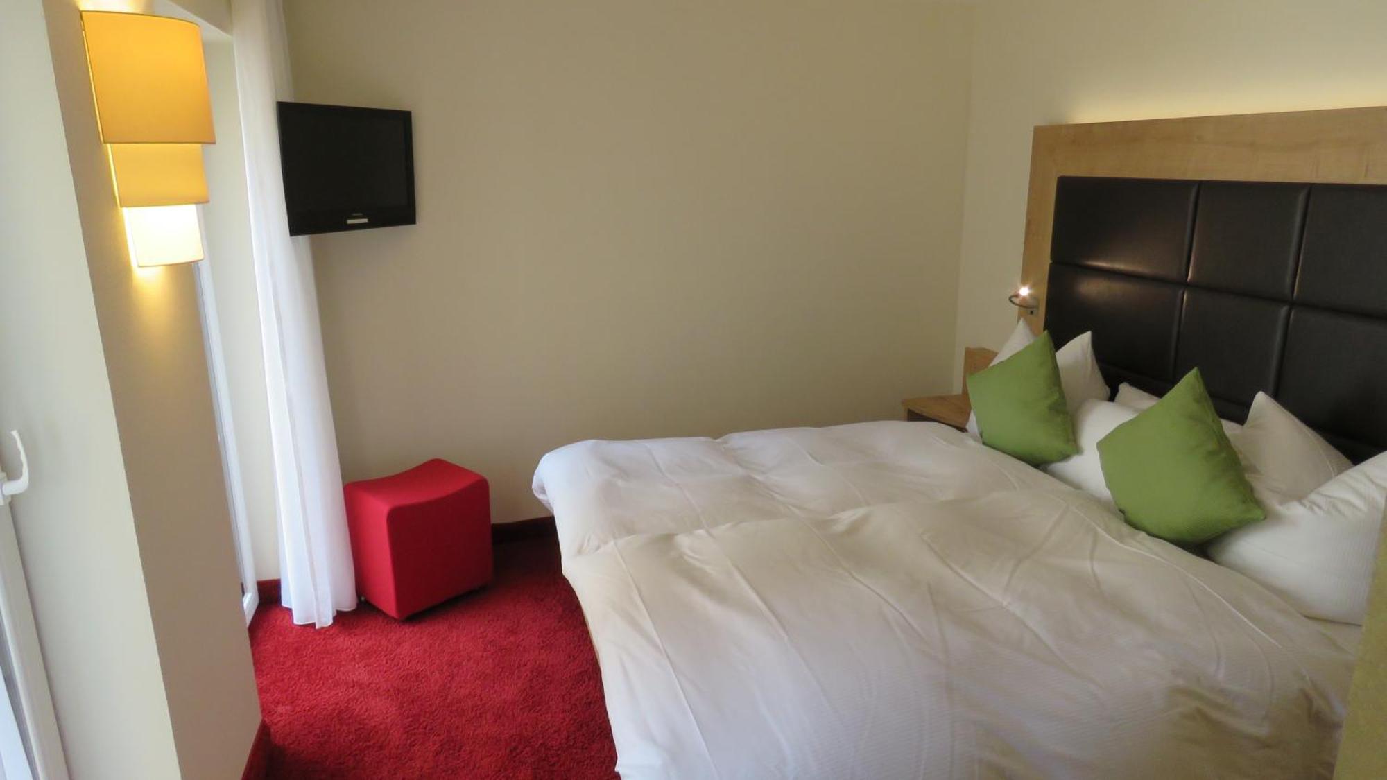 Hotel Zur Traube อือร์ซิก ห้อง รูปภาพ